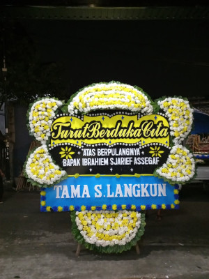 Papan Bunga Duka di Oesapa